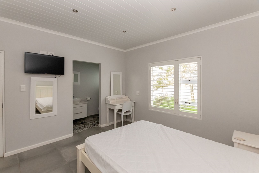 4 Bedroom Property for Sale in Myburgh Park Western Cape